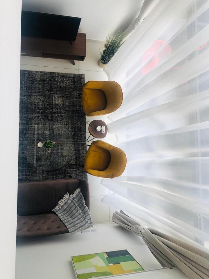 Embassy Gardens Luxury Apartments アクラ エクステリア 写真